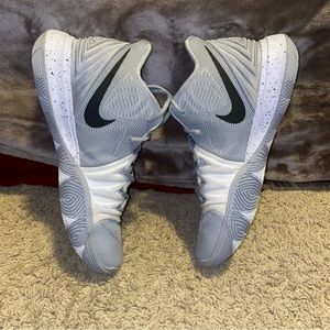 Nike Kyrie 5